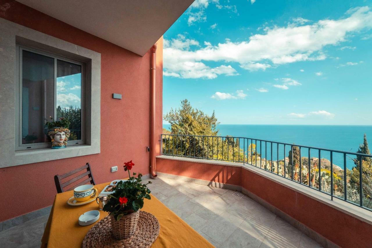 Apartamento The Charming House Taormina Exterior foto