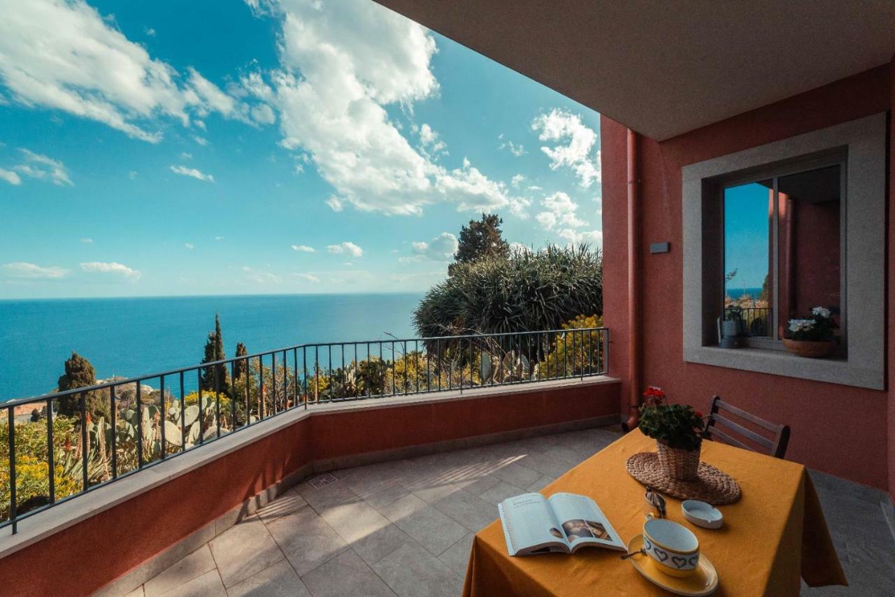 Apartamento The Charming House Taormina Exterior foto